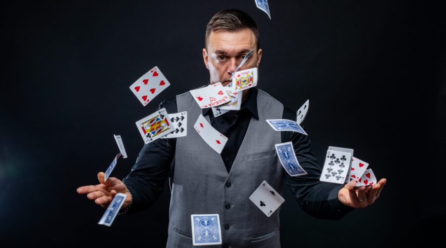 Vitaliy Savchyshyn – Professional Magician in Vancouver, B.C.