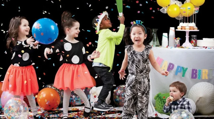 The Ultimate Guide to Kids Birthday Party Entertainment: 31 Ideas Kids Will Love