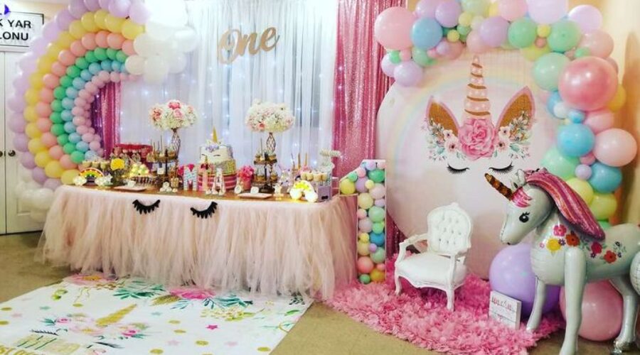 30 Cute First Birthday Themes for Girls